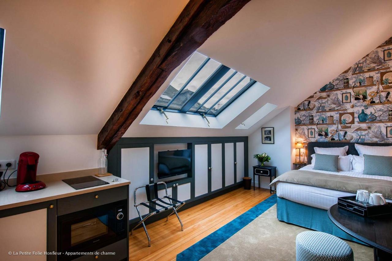La Petite Folie Bed & Breakfast องเฟลอร์ ภายนอก รูปภาพ