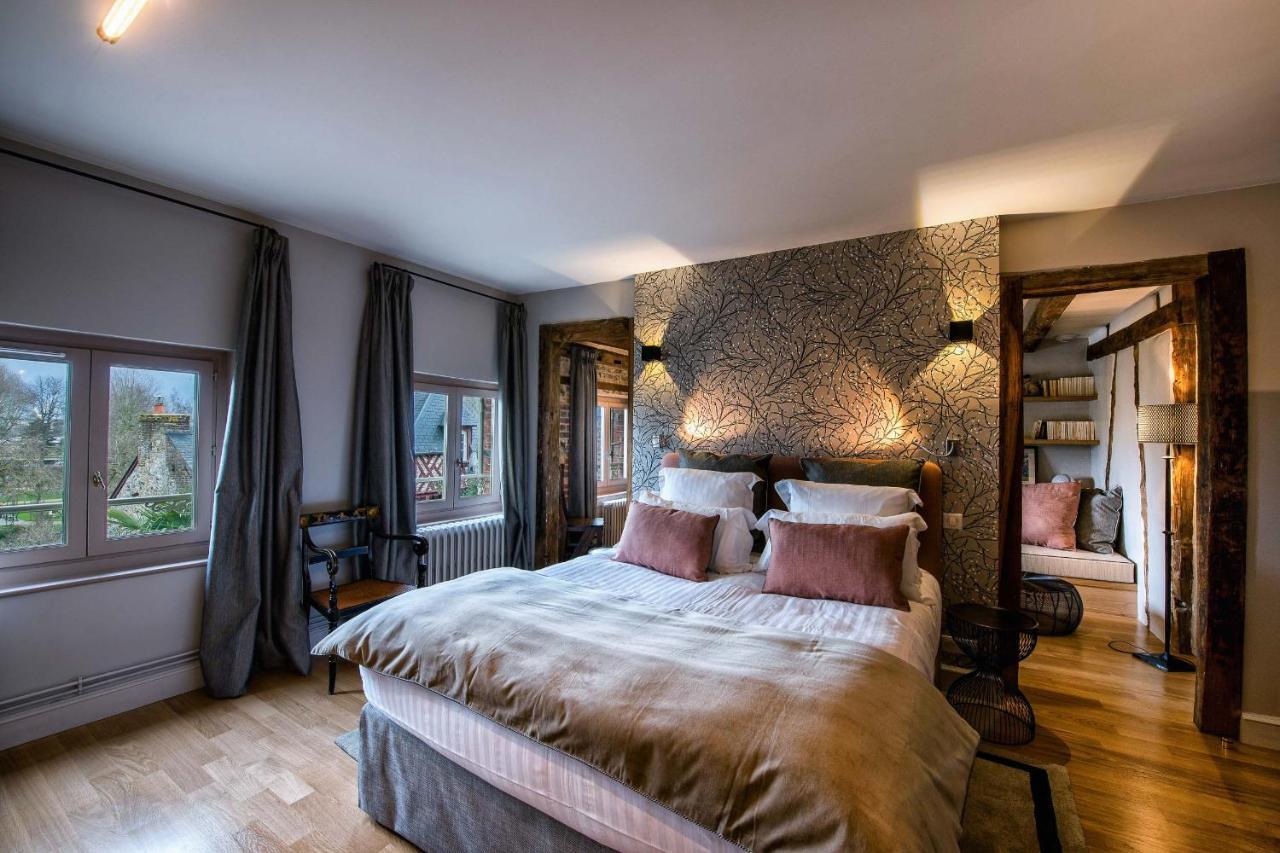 La Petite Folie Bed & Breakfast องเฟลอร์ ภายนอก รูปภาพ