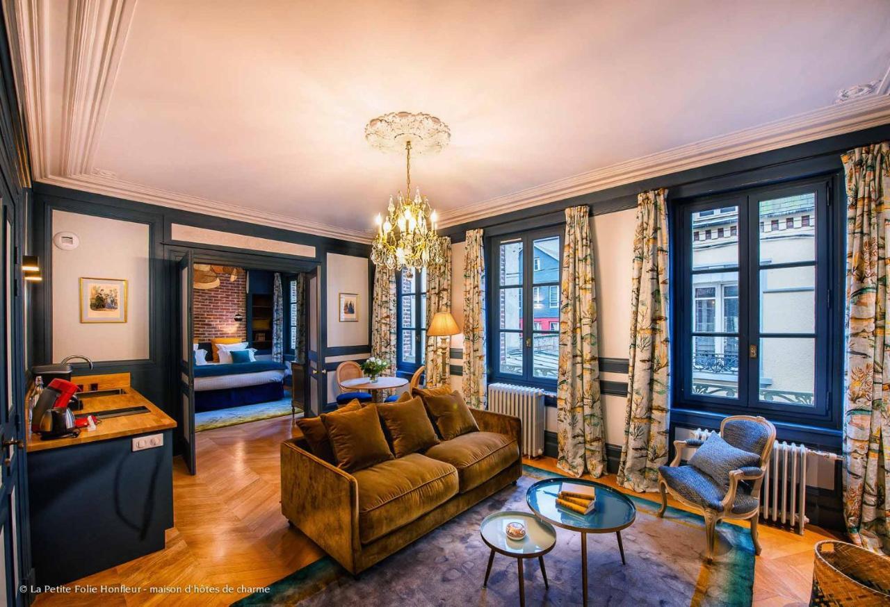 La Petite Folie Bed & Breakfast องเฟลอร์ ภายนอก รูปภาพ