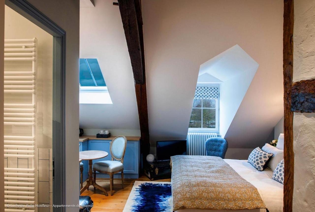 La Petite Folie Bed & Breakfast องเฟลอร์ ภายนอก รูปภาพ